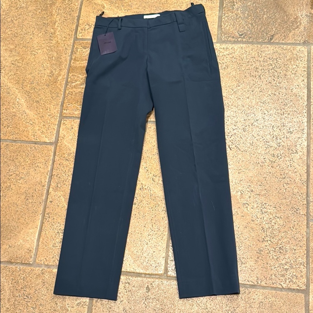 NWT Prada Women’s Cropped Straight leg Navy Pants in size 38